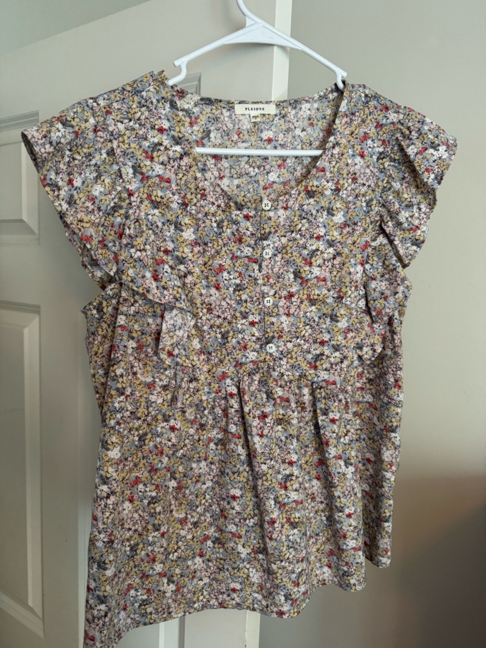 Pleione Floral Top- size small